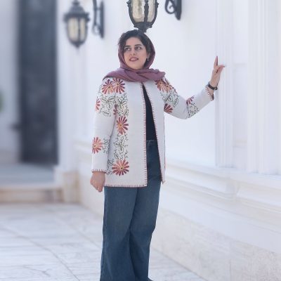 ⁨کت گلدوزی با دستى تک نسخه